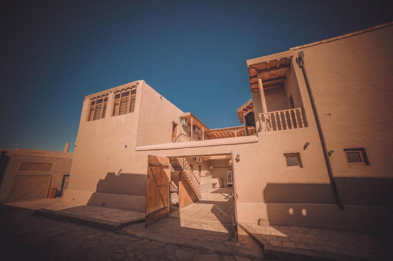 חיווה Oqilanur Guest House מראה חיצוני תמונה