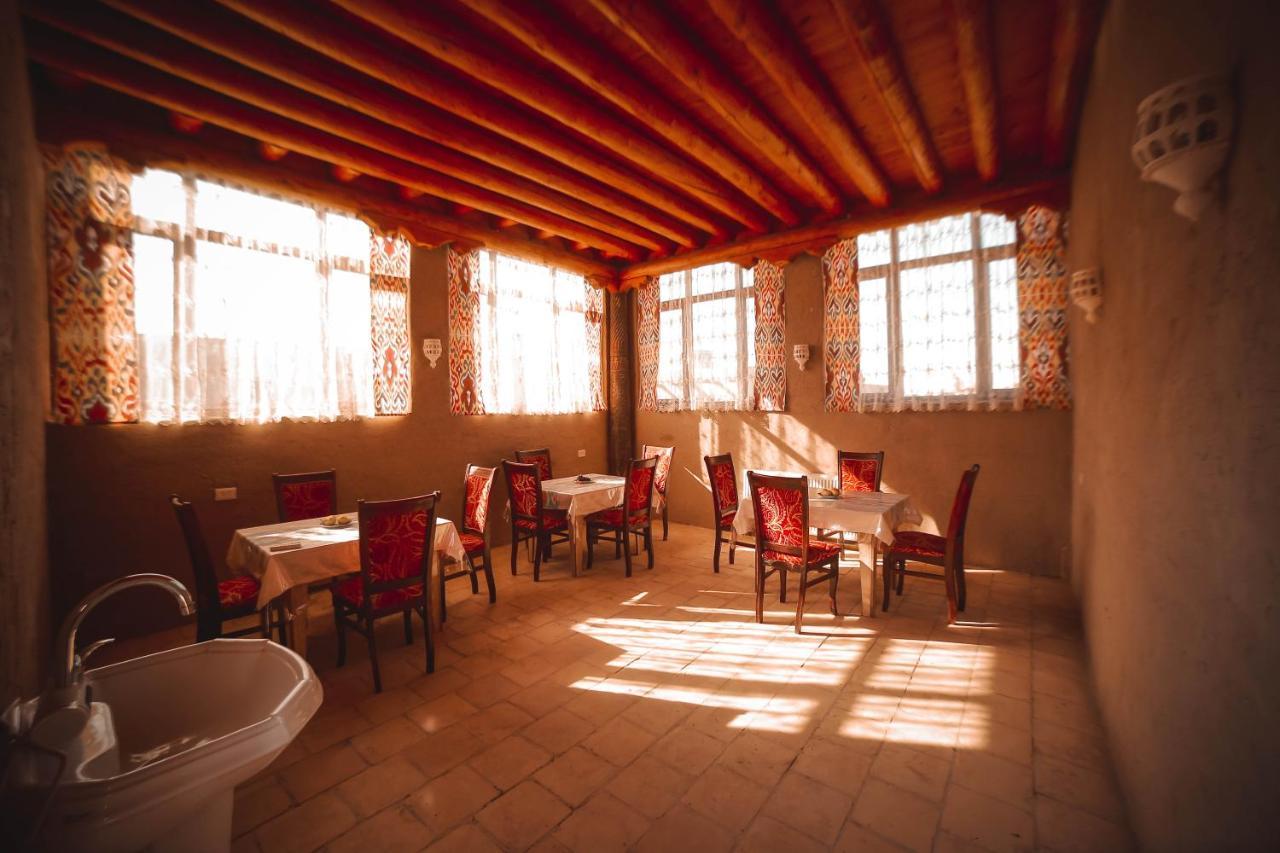 חיווה Oqilanur Guest House מראה חיצוני תמונה