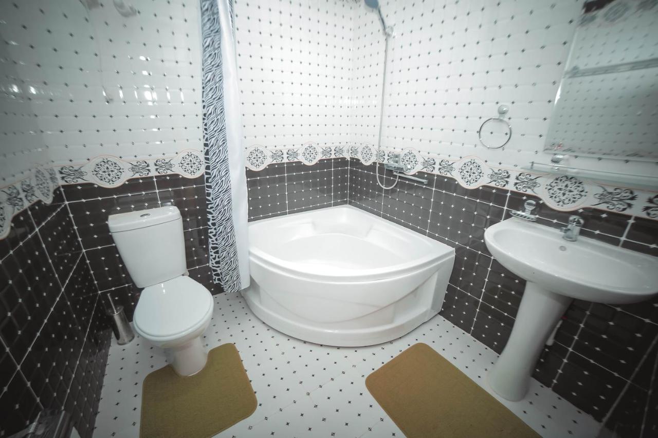 חיווה Oqilanur Guest House מראה חיצוני תמונה