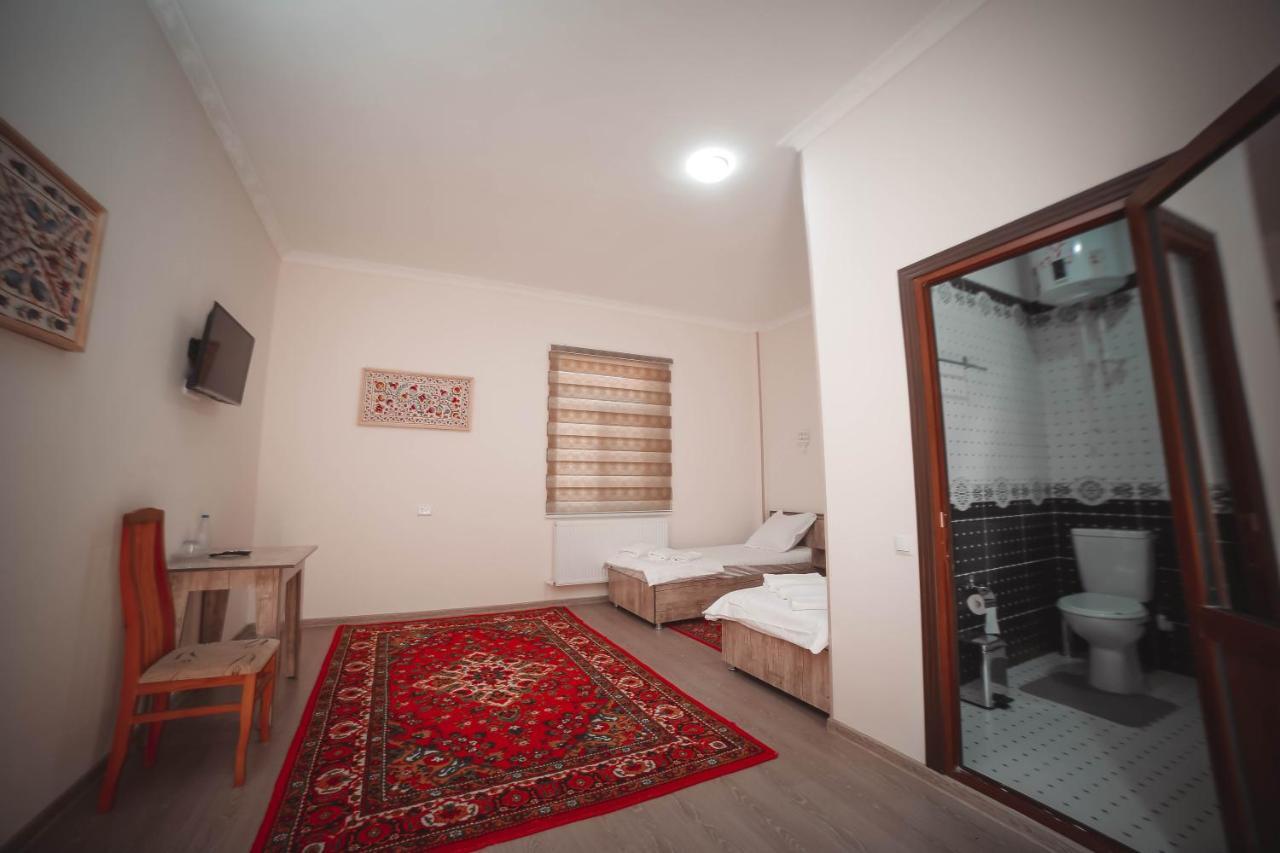 חיווה Oqilanur Guest House מראה חיצוני תמונה