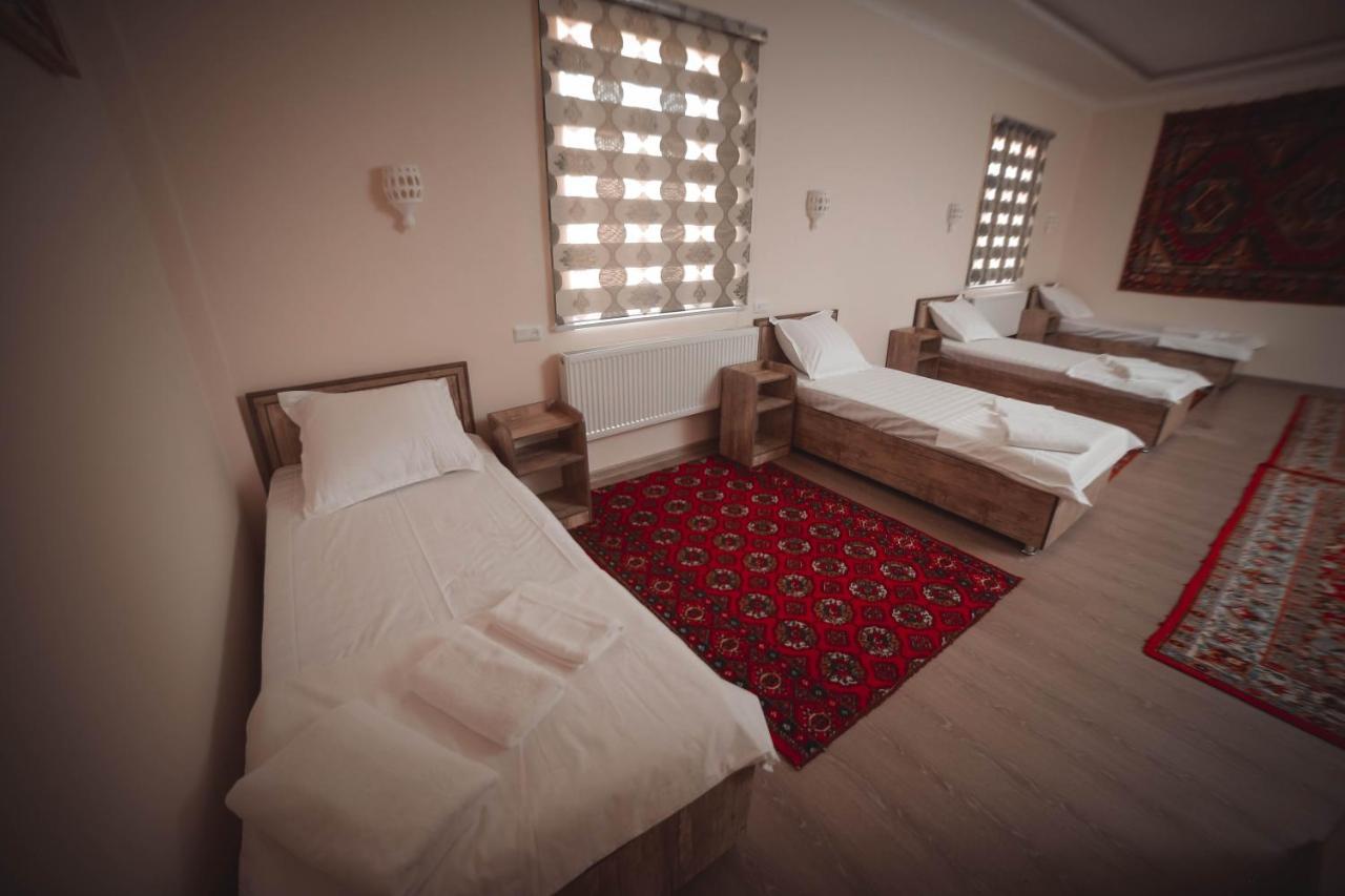 חיווה Oqilanur Guest House מראה חיצוני תמונה