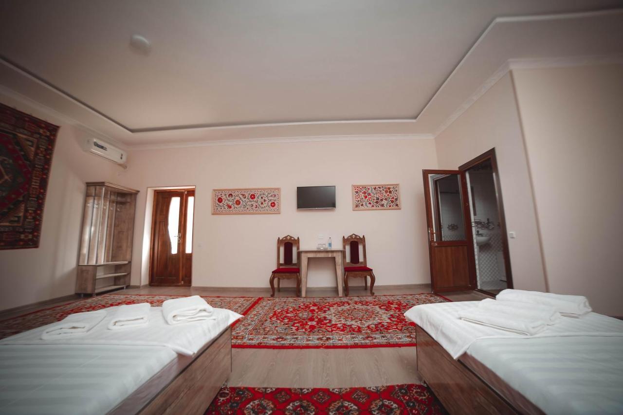 חיווה Oqilanur Guest House מראה חיצוני תמונה