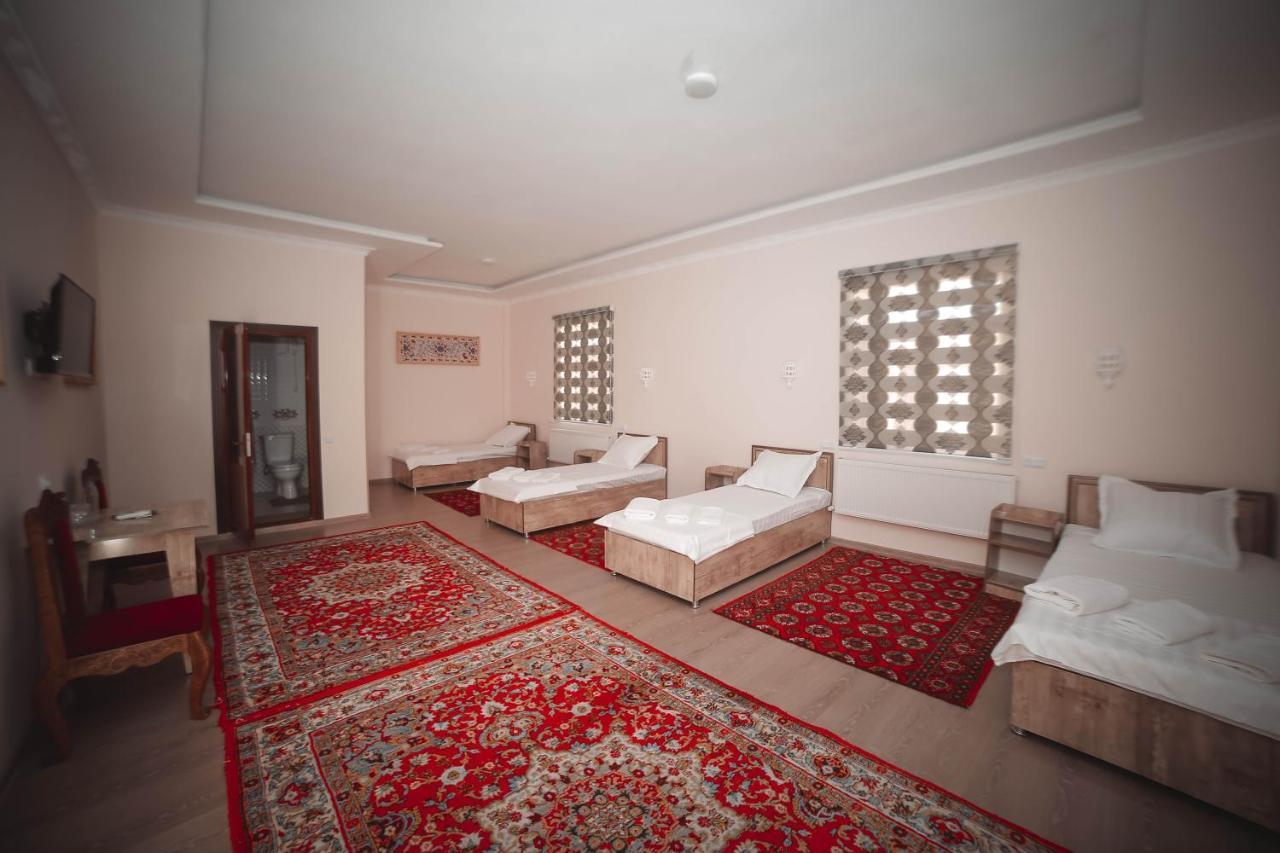 חיווה Oqilanur Guest House מראה חיצוני תמונה
